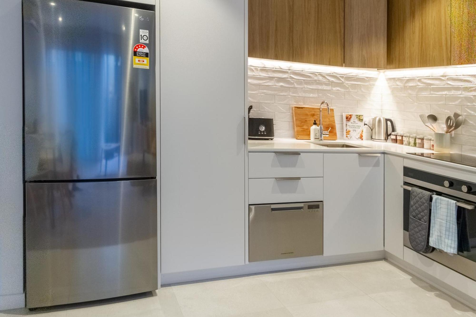 Latimer Square 1 Bed 1 Bath - Single Level クライストチャーチ エクステリア 写真