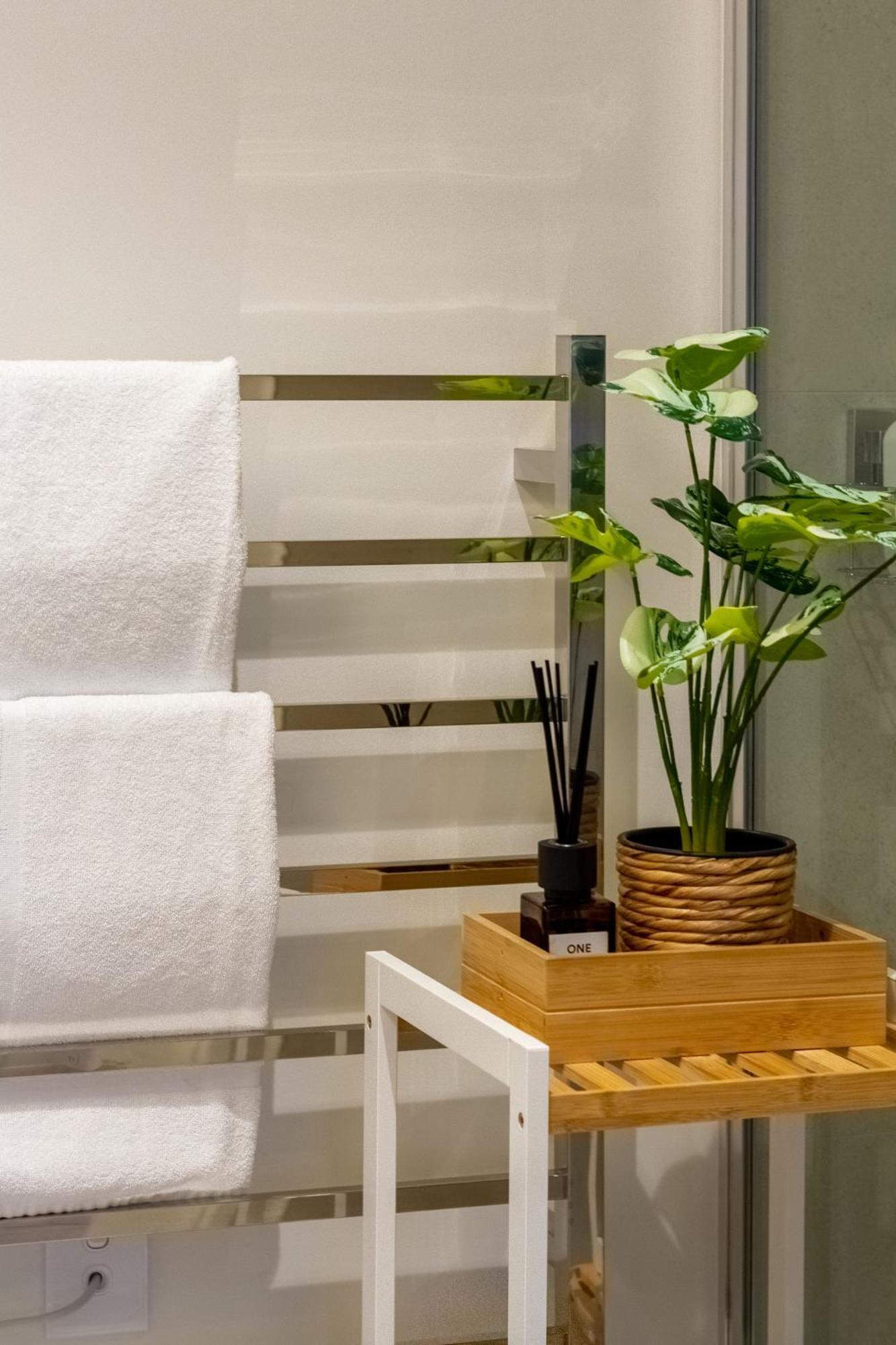 Latimer Square 1 Bed 1 Bath - Single Level クライストチャーチ エクステリア 写真